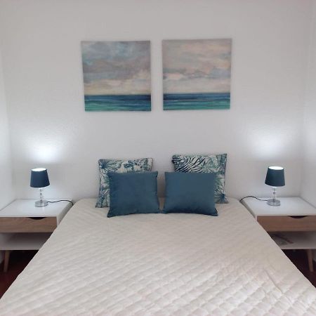 Carcavelos Surf Beach House Bagian luar foto