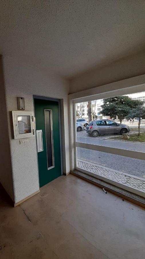 Carcavelos Surf Beach House Bagian luar foto
